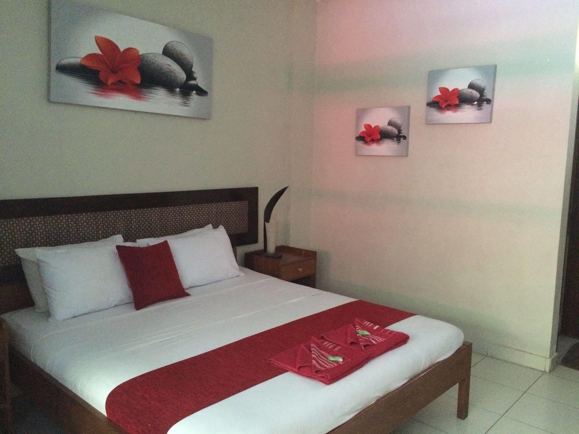 Secret Garden Inn Kuta Lombok Exterior foto